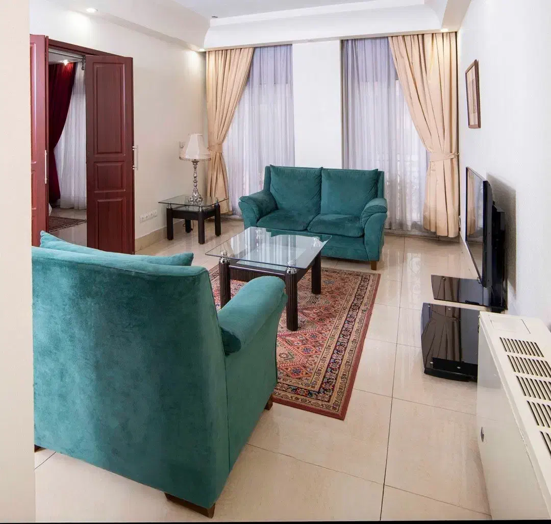 مبله خیلی تمیز و درخور میخوای اینجا رو امتحان کن|اجارهٔ کوتاه‌مدت آپارتمان و سوئیت|تهران, امانیه|دیوار