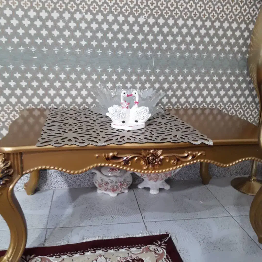 مبل 7نفر همراه میز عسلی|مبلمان خانگی و میز عسلی|رشت, سلیمانداراب|دیوار