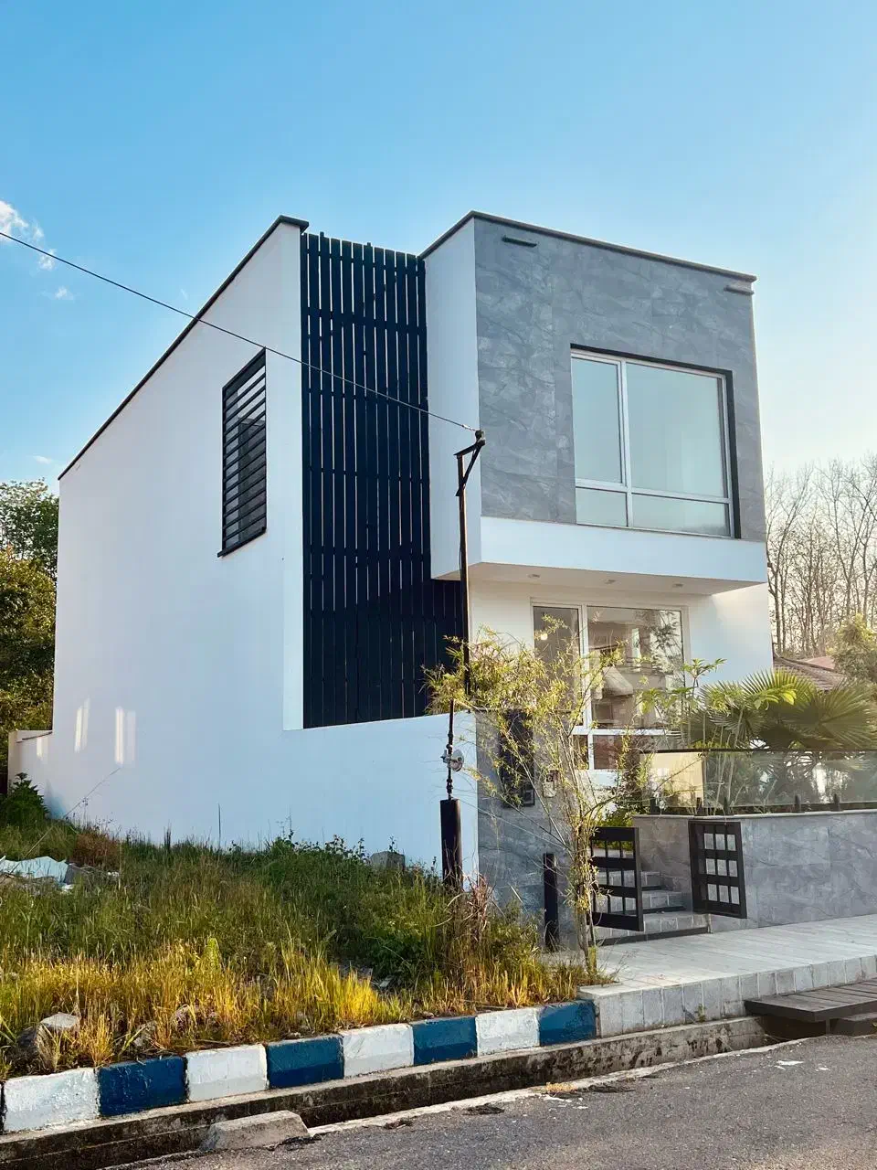 فروش ویلا لاکچری 240 متری تاپ لوکیشن متل قو|فروش خانه و ویلا|سلمانشهر, |دیوار