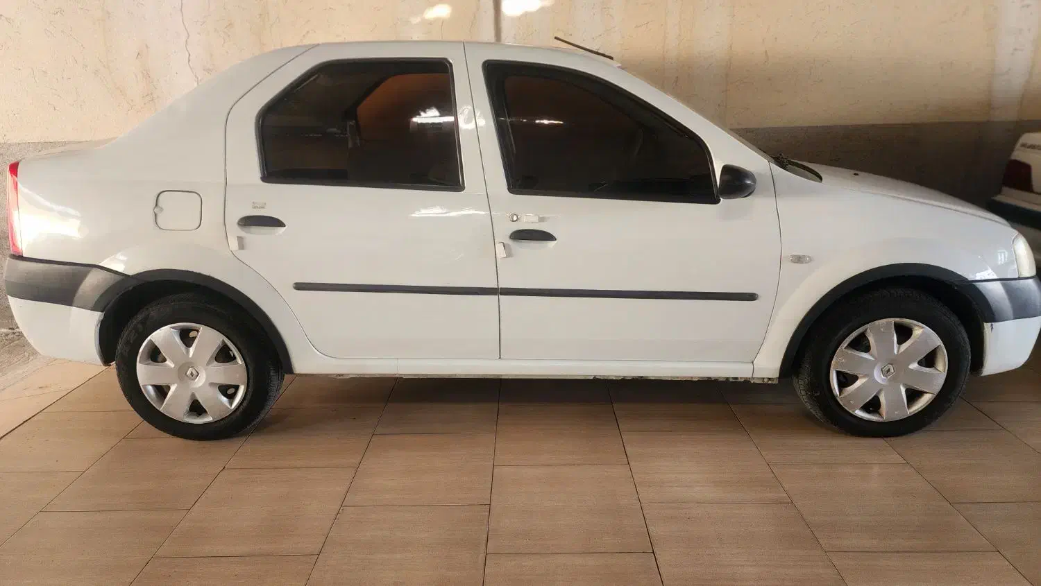 ال ۹۰ E1مدل ۱۳۹۰|خودرو سواری و وانت|یزد, |دیوار