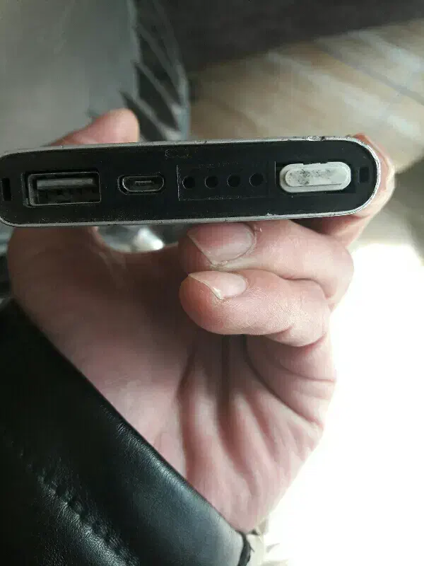 فروش پاور بانک mi سالم به شرط فروش|لوازم جانبی موبایل و تبلت|صفادشت, |دیوار