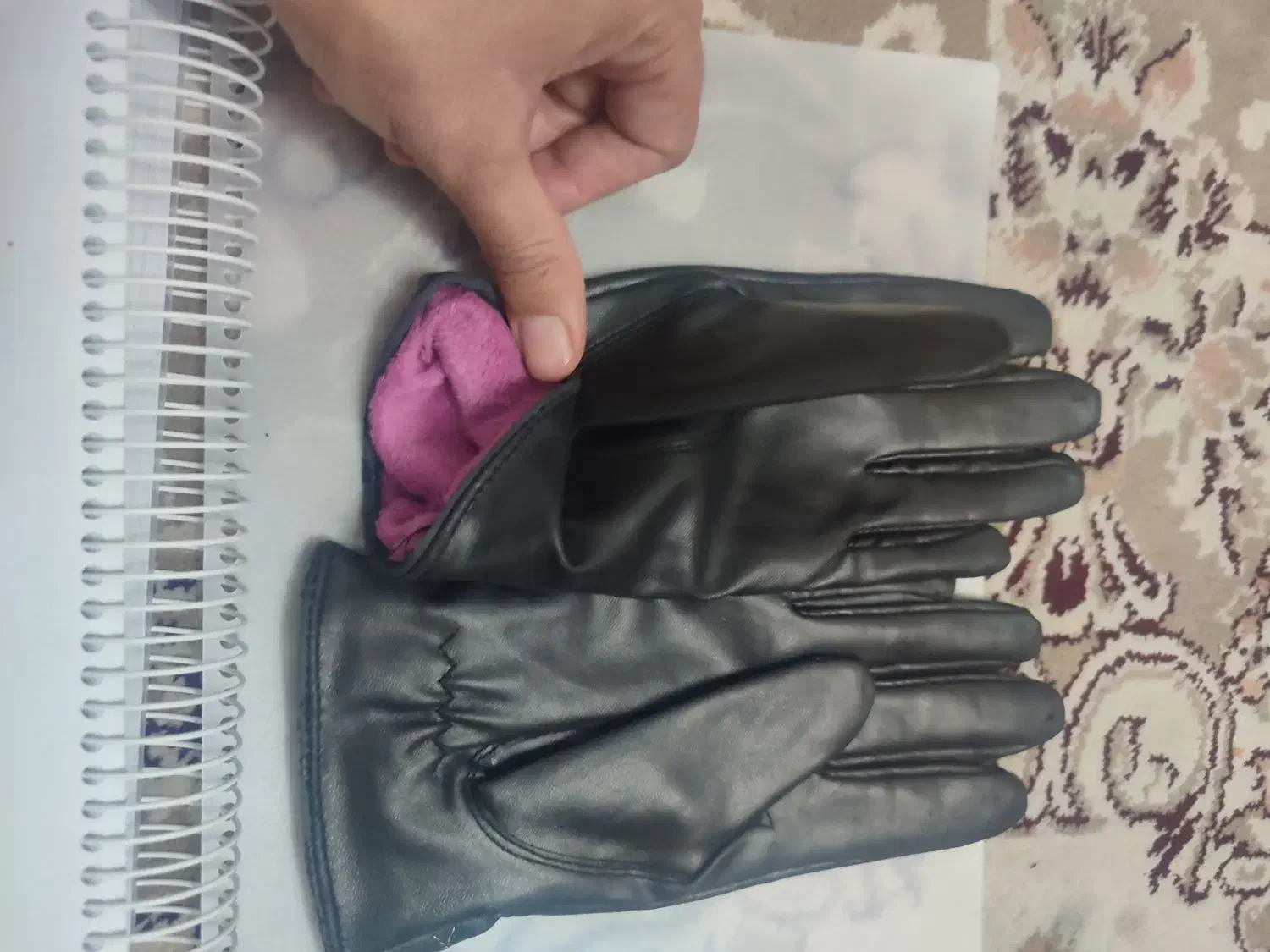 دستکش چرم زنانه|لباس|نیشابور, ابراهیم ادهم|دیوار