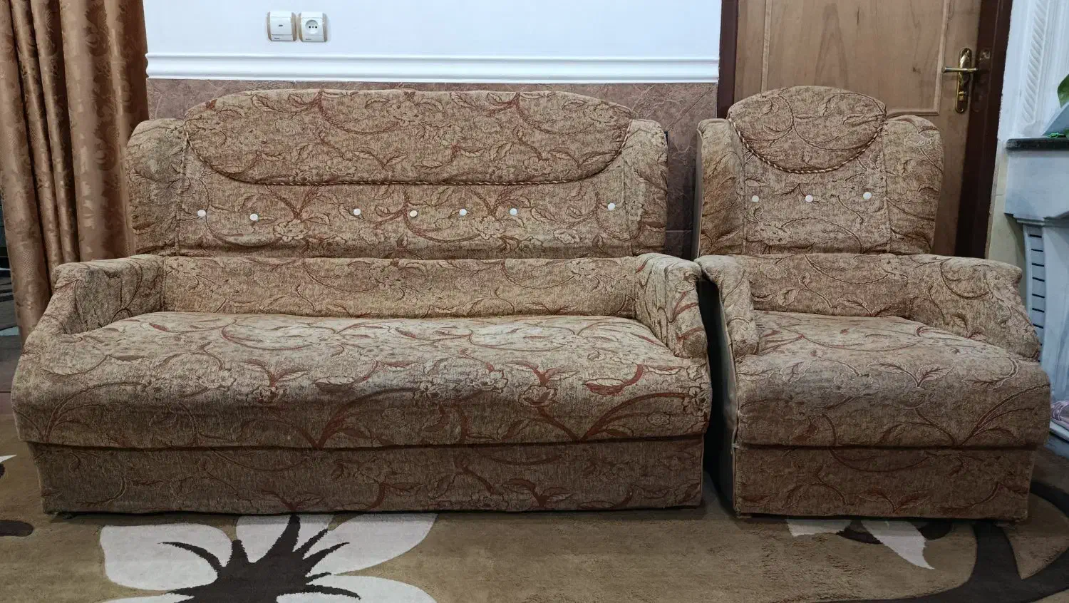 دو ست مبلمان ۷ نفره ...|مبلمان خانگی و میز عسلی|شوشتر, |دیوار