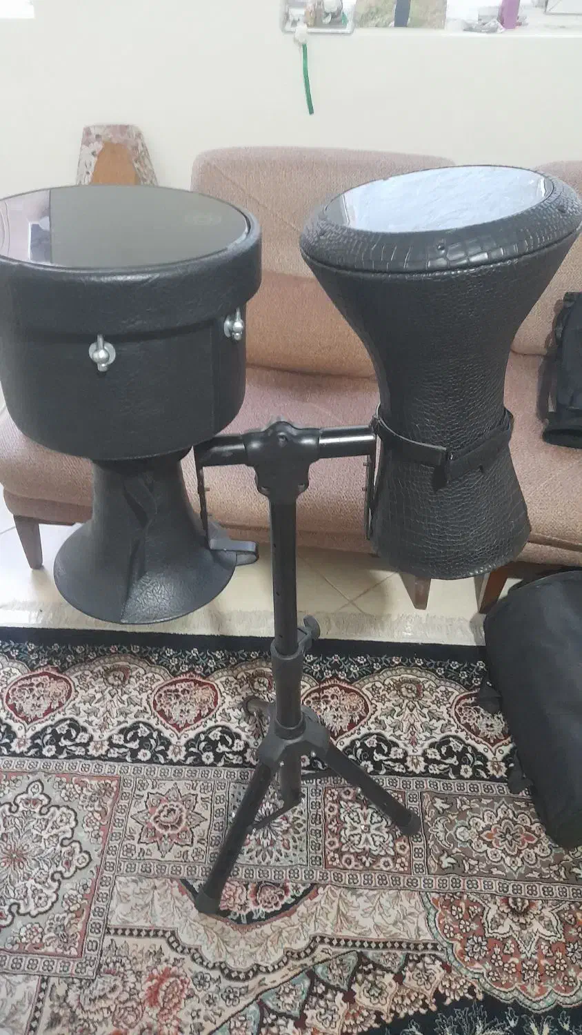 ضرب وتینپو|درام و پرکاشن|نیشابور, گمنام غربی|دیوار
