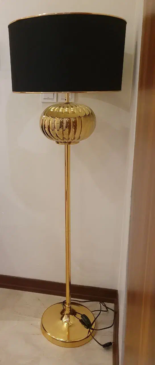 آباژور ایستاده|چراغ خواب و آباژور|تهران, تهرانپارس غربی|دیوار