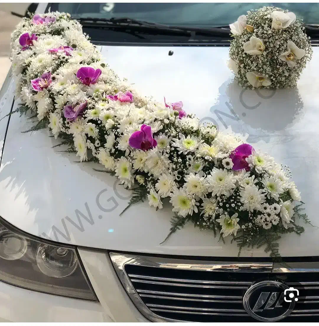 گل آرایی ماشین عروس ۲۵۰۰ تا ۳۵۰۰|خدمات پذیرایی، مراسم|کاشان, معلم|دیوار