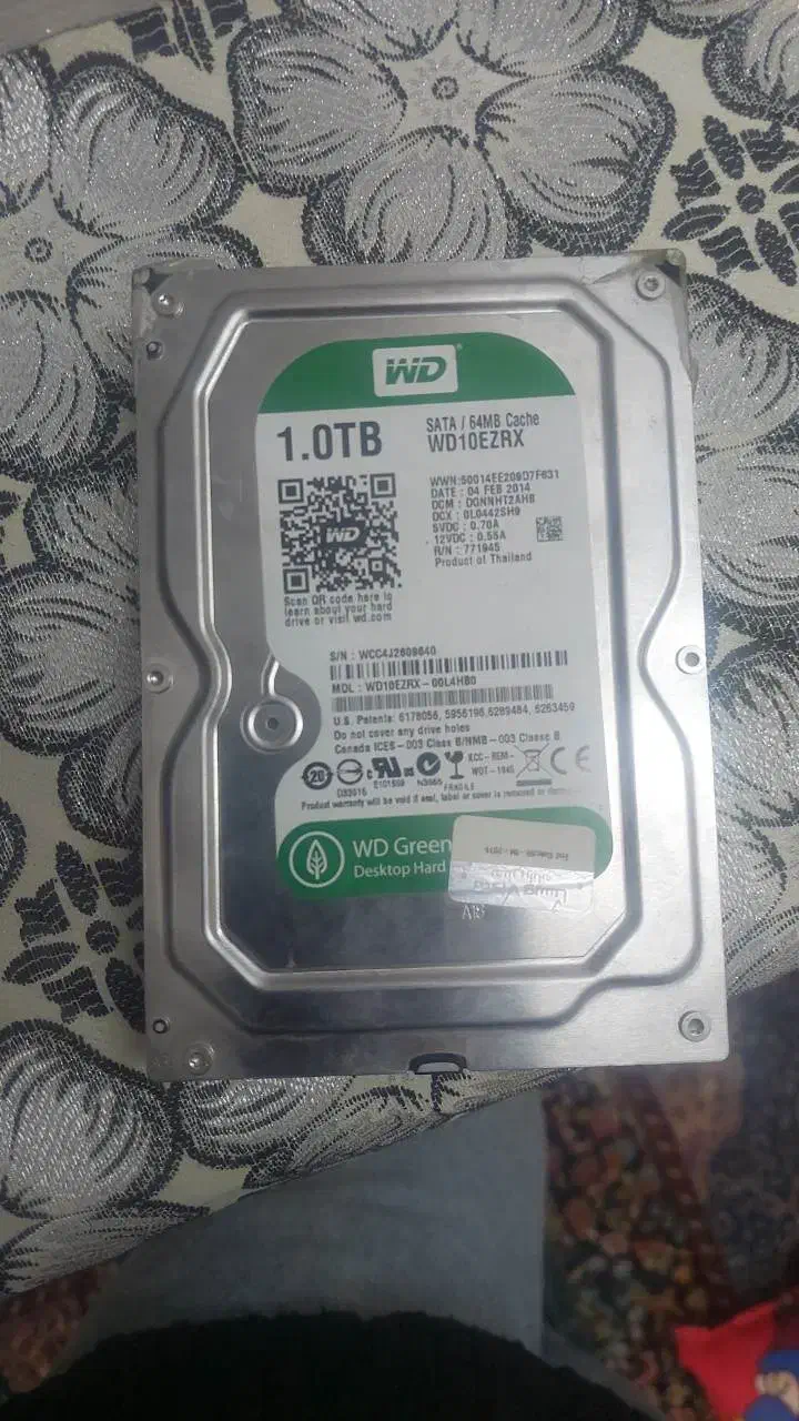 هارد اکسترنال 1TB|قطعات و لوازم جانبی رایانه|قم, امامزاده ابراهیم|دیوار