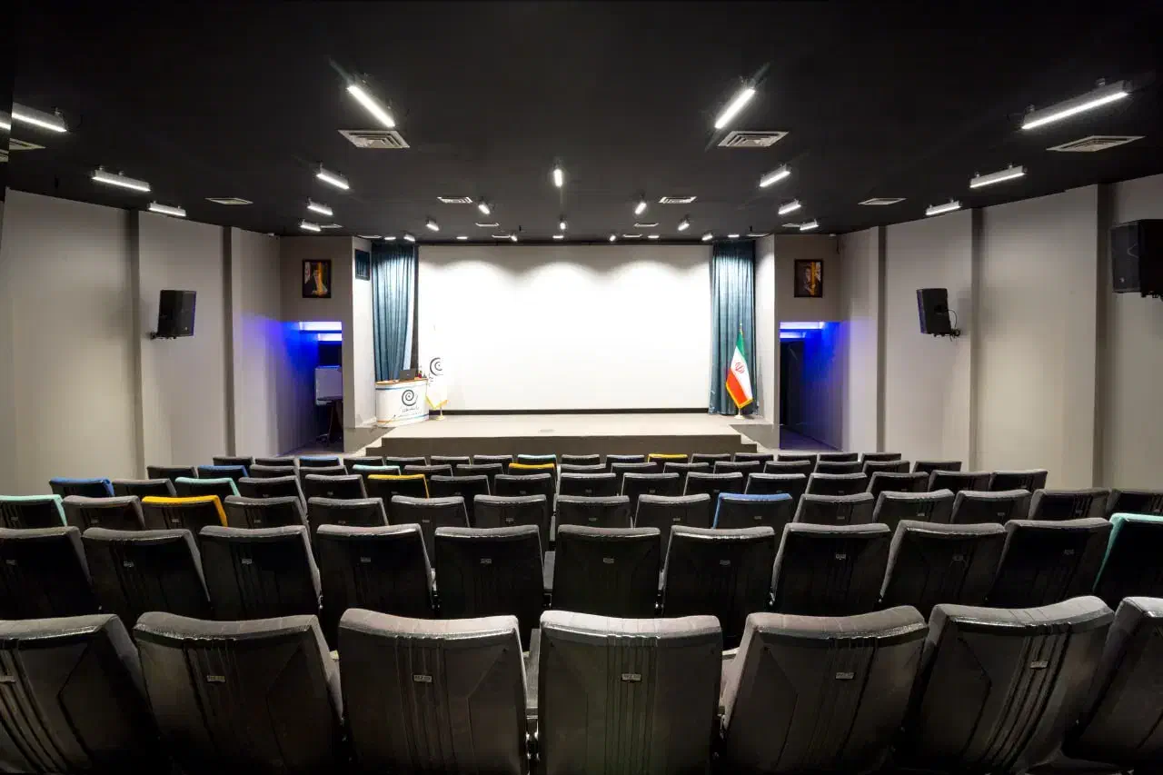 اجاره سالن همایش|اجارهٔ کوتاه‌مدت دفتر کار و فضای آموزشی|تهران, اتحاد|دیوار