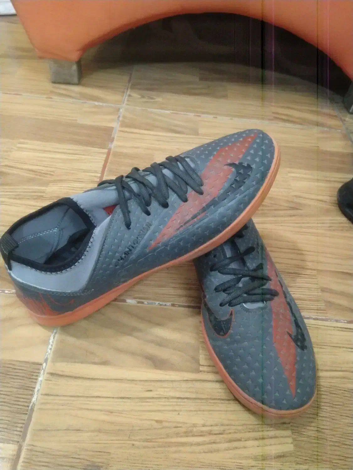 کفش کتونی استوک خارجی درجه یک|کیف، کفش، کمربند|گنبد کاووس, |دیوار