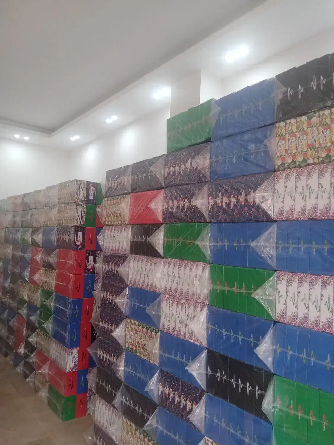 دستمال ۱۰۰برگ تالاری|مواد شوینده و دستمال کاغذی|آمل, |دیوار