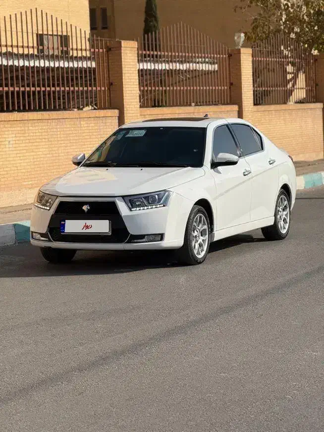 دنا پلاس دنده توربو|خودرو سواری و وانت|یزد, |دیوار