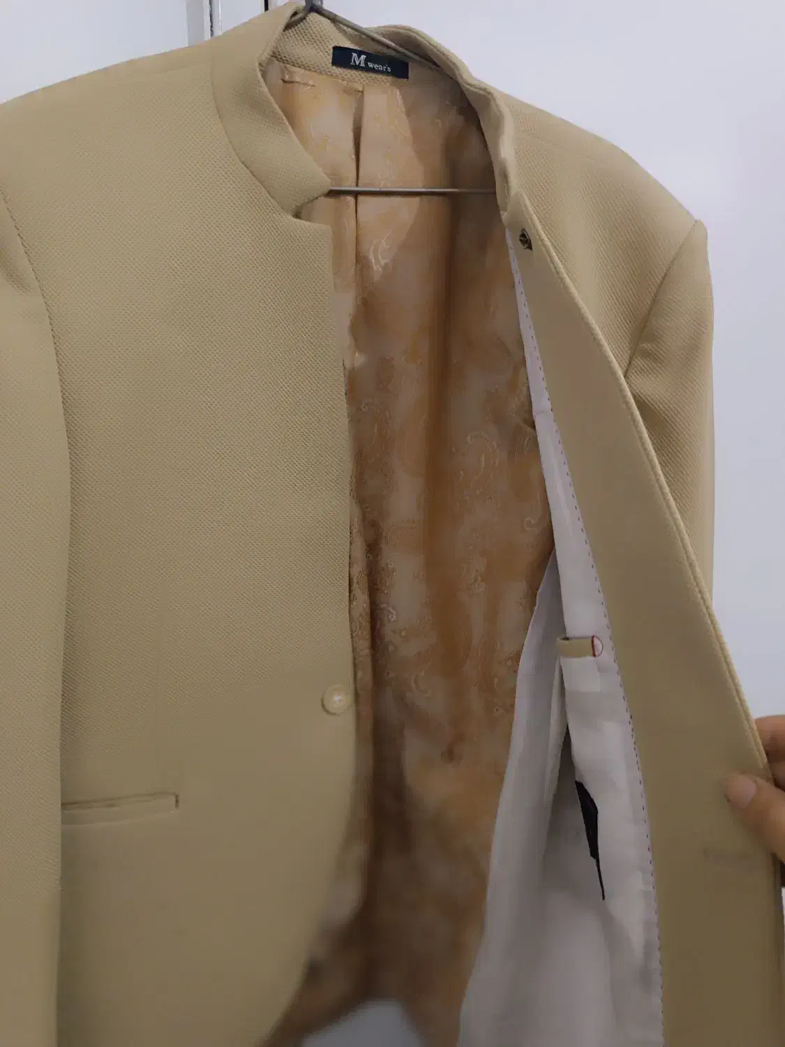 کت تک|لباس|قشم, |دیوار