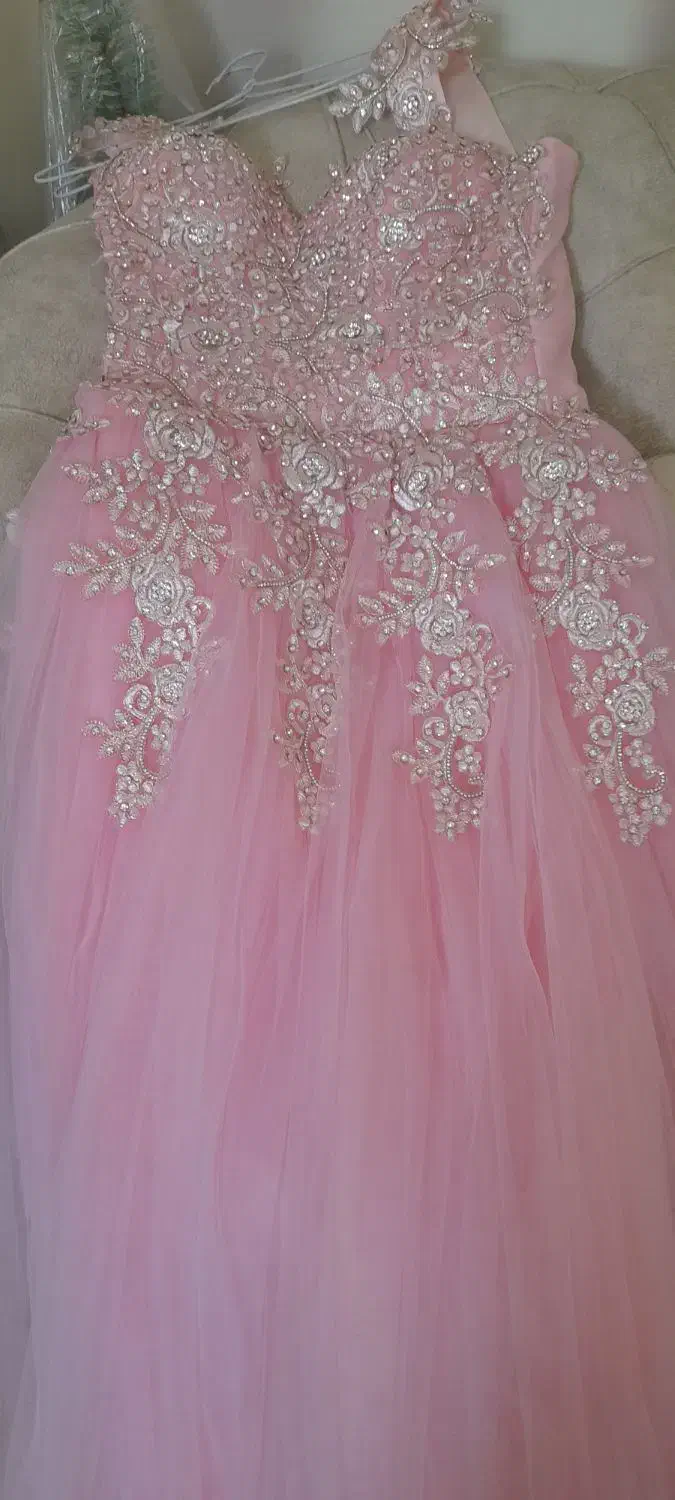 لباس مجلسی|لباس|رشت, کوی مهر|دیوار