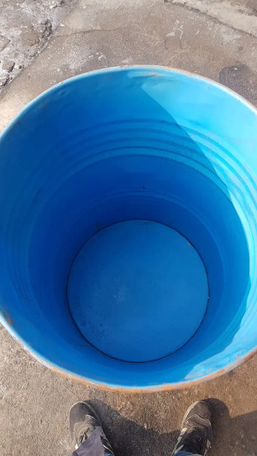 بشکه ۲۲۰ لیتری فلزی تر و تمیز|مصالح و تجهیزات ساختمان|رشت, پاستوریزه|دیوار