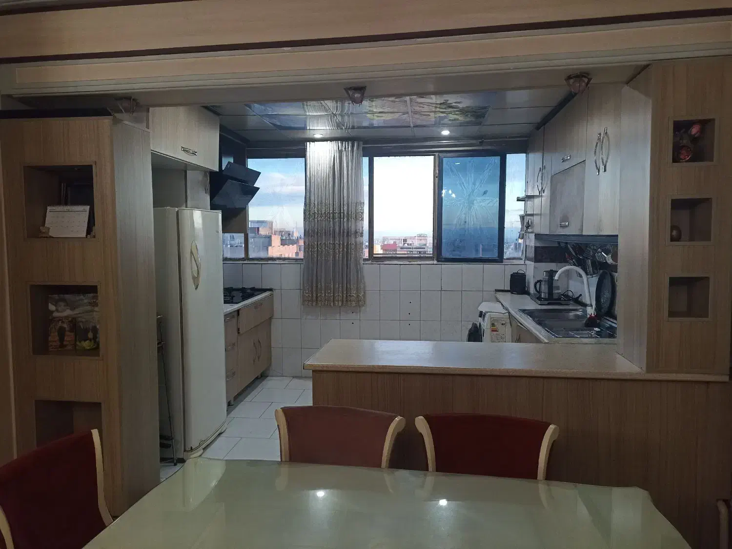 فروش آپارتمان آزادگان