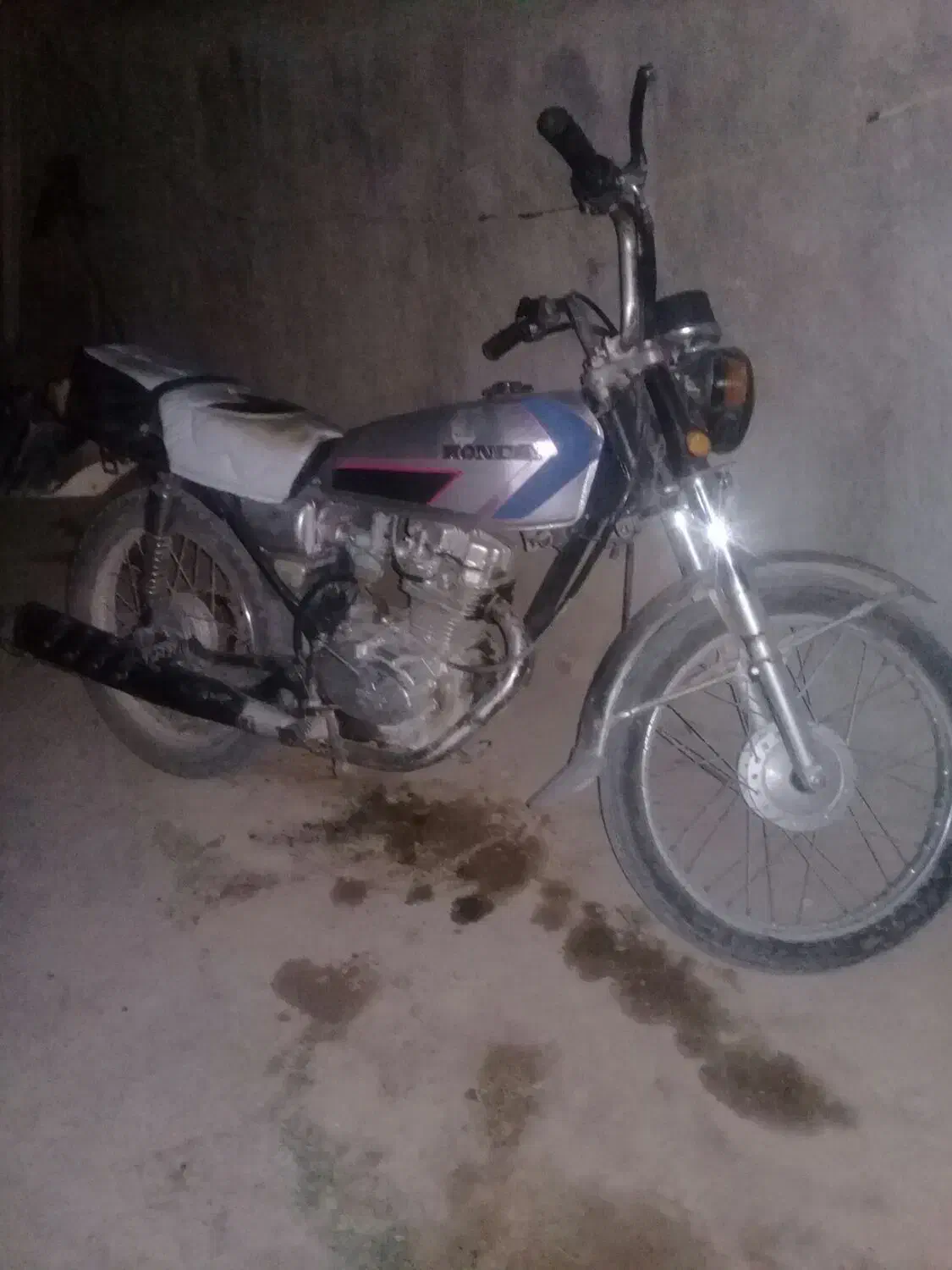 هندا مزایده ۸۴|موتورسیکلت|بجنورد, |دیوار