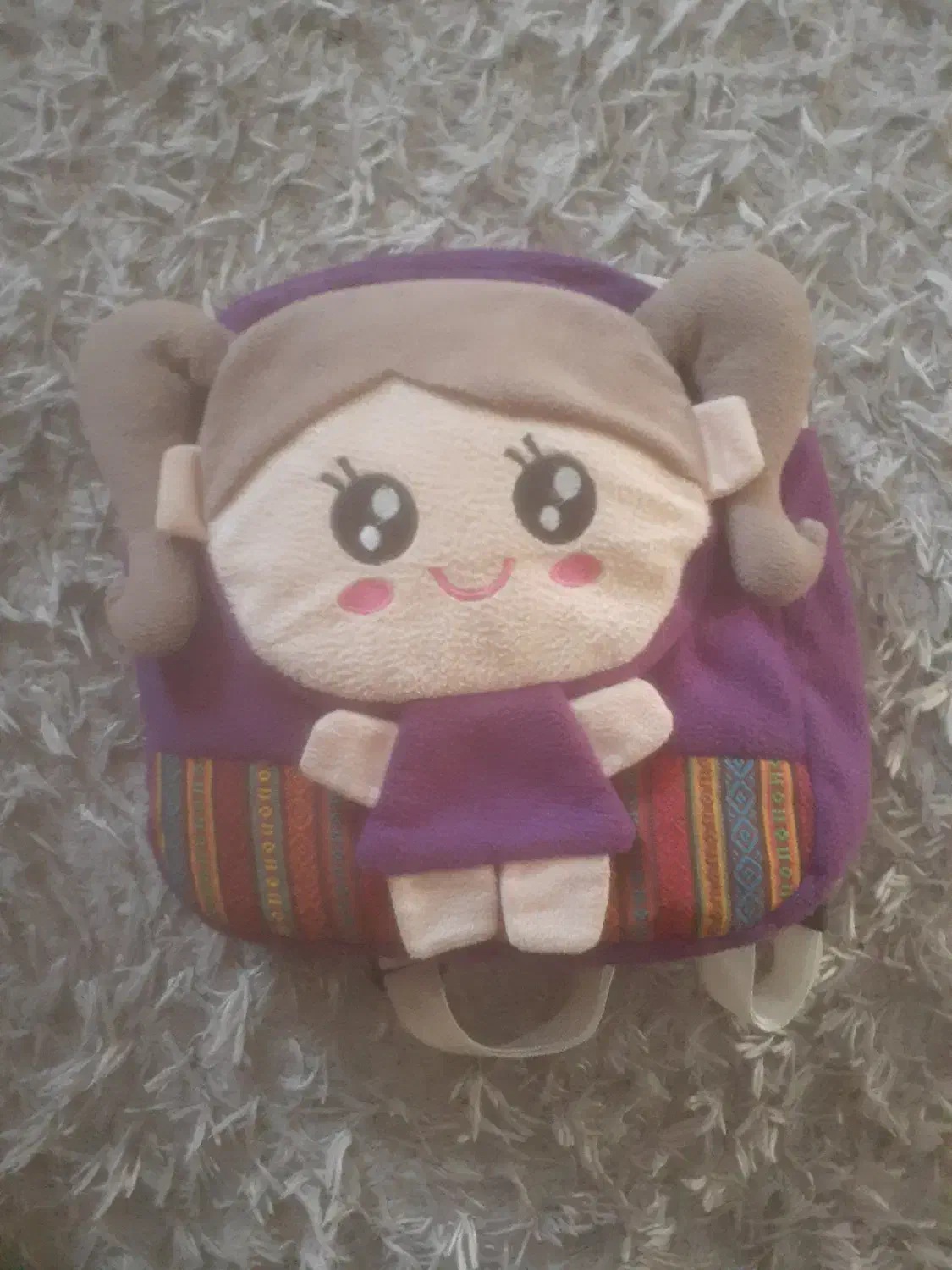 کیف پیدا شده|اشیا|نیشابور, فردوسی جنوبی|دیوار