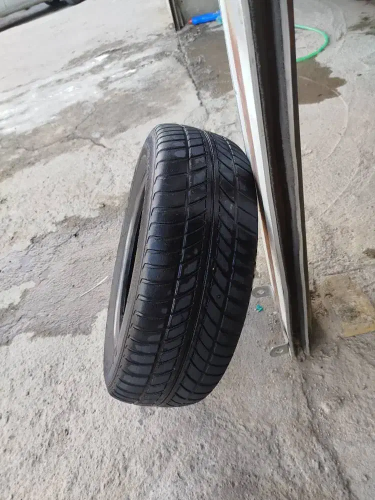 لاستیک تمیز|قطعات یدکی و لوازم جانبی|قروه, |دیوار