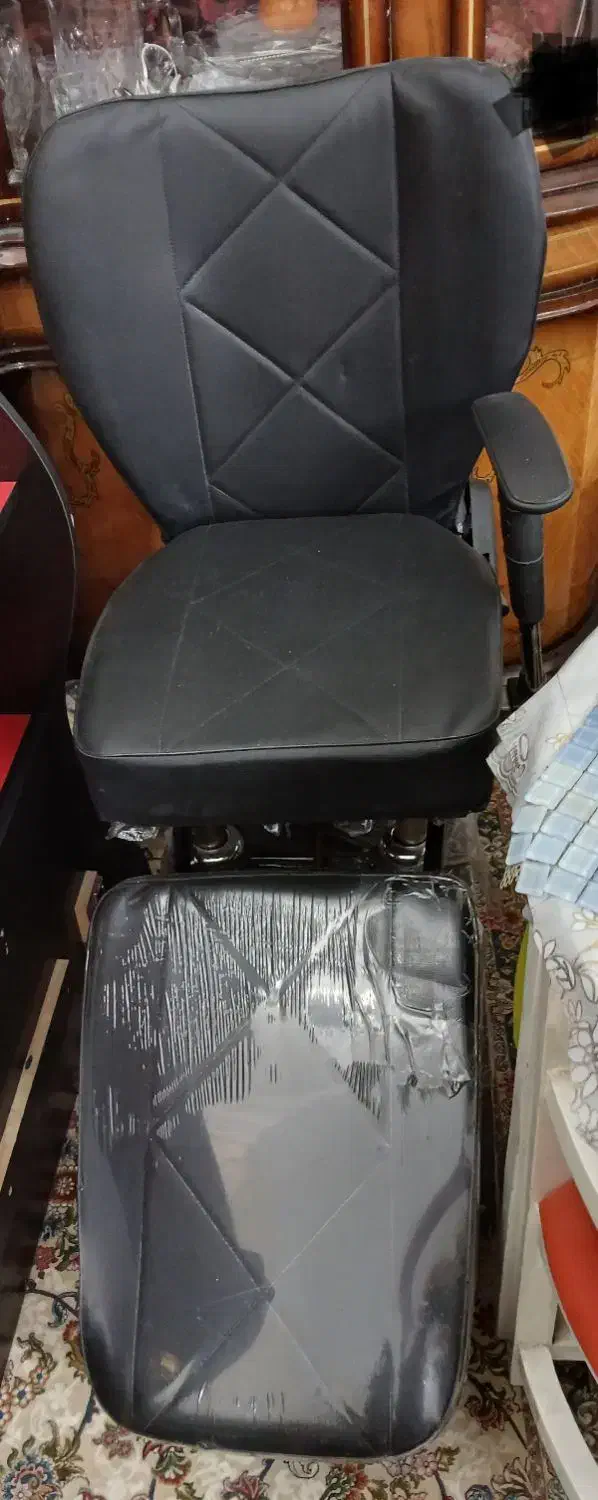 اینه صندلی ارایشگاه|آرایشگاه و سالنهای زیبایی|تهران, سلیمانی|دیوار