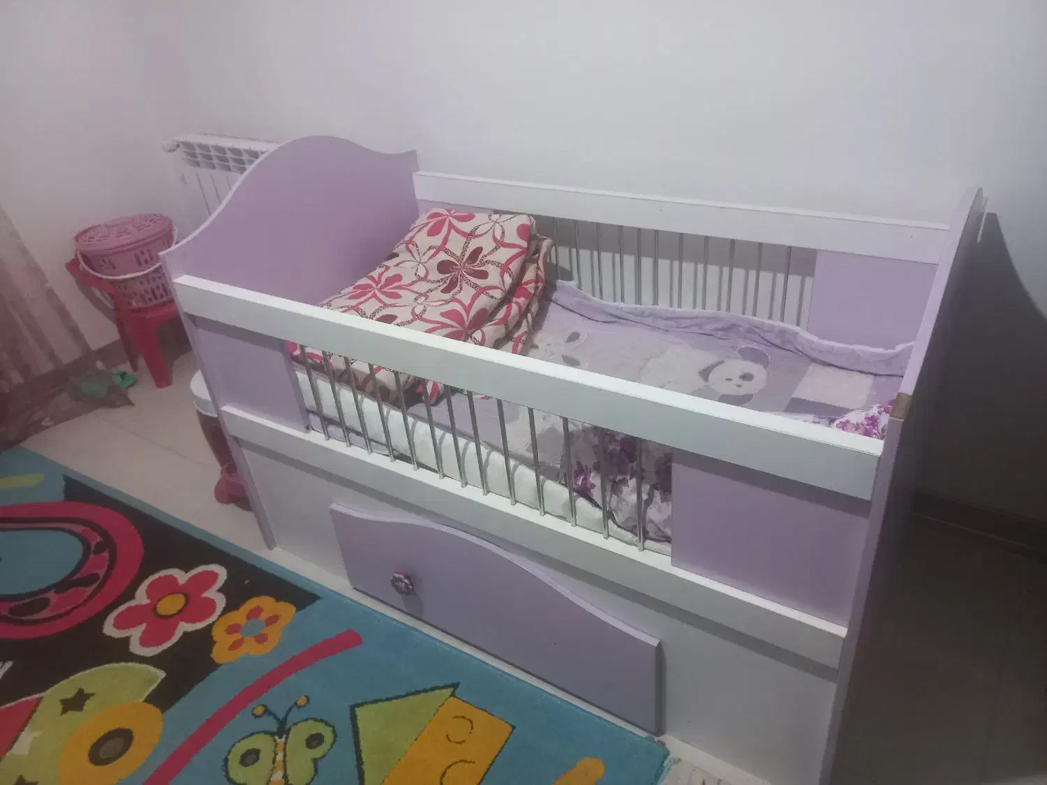 فروش تخت بچگانه دخترانه درحدنو سالم منطقه۲۲ دریاچه|تخت و صندلی بچه|تهران, شهرک شهید باقری|دیوار