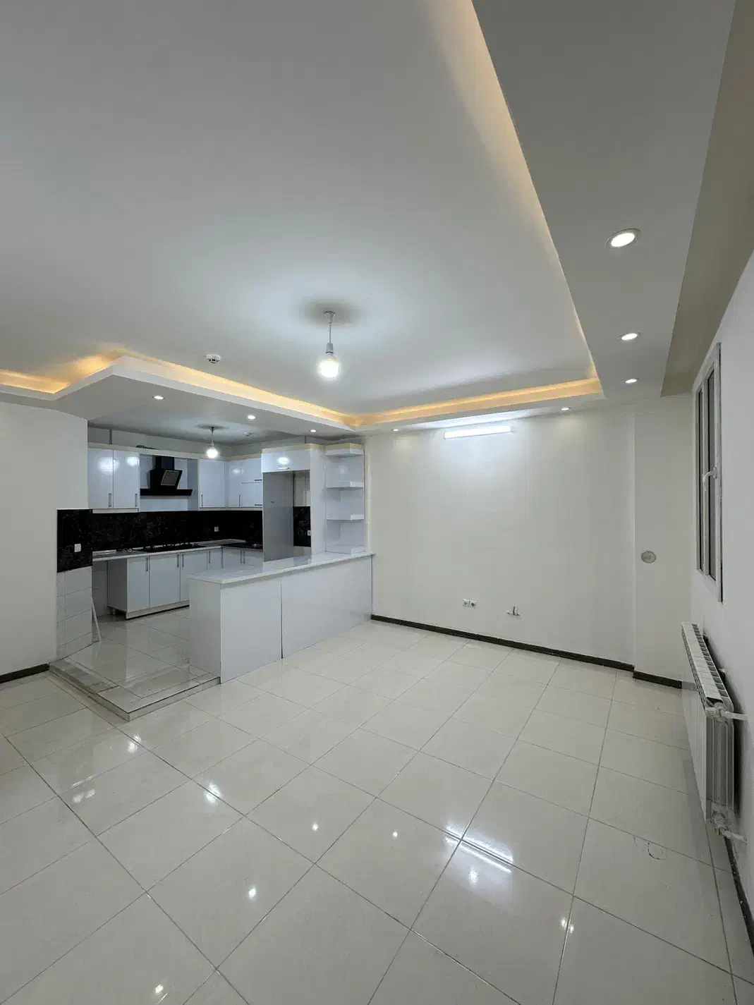 ۸۶متر طبقه۳ آسانسور پارکینگ/خیابان و آفتاب/شاهد ۱۰|فروش آپارتمان|مشهد, حسابی جنوبی (شهرک غرب)|دیوار