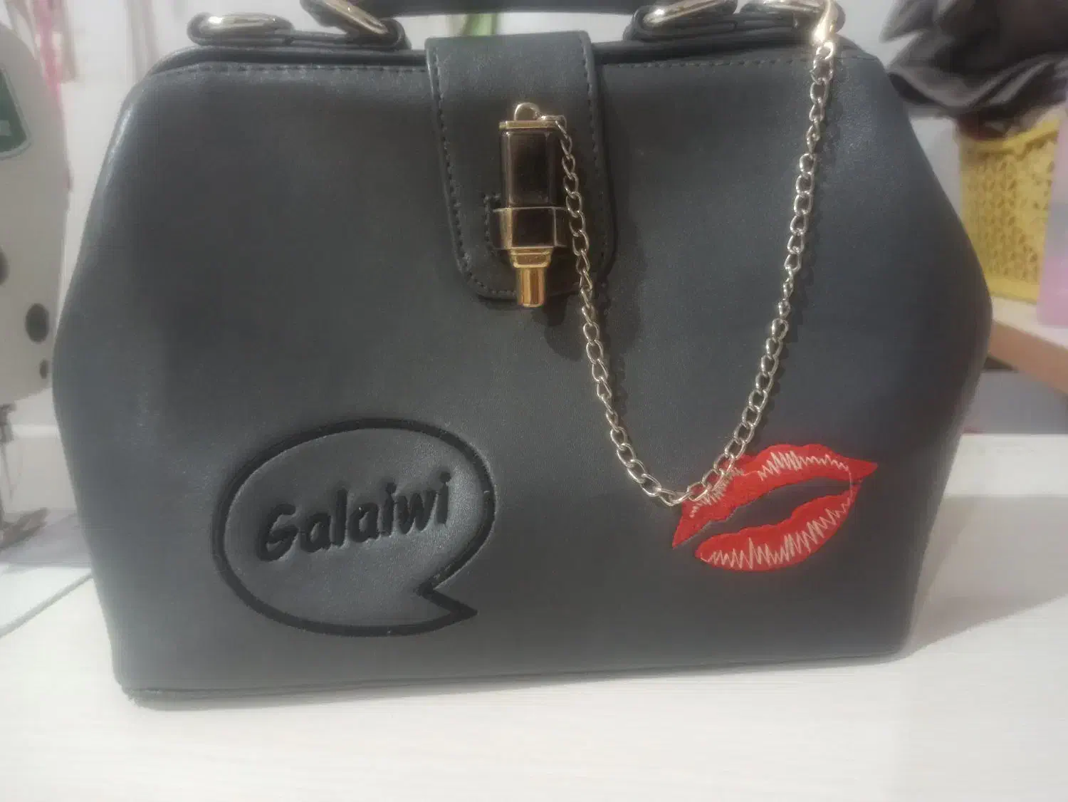 کاپشن پسرانه وکیف زنانه|لباس|ایلام, |دیوار