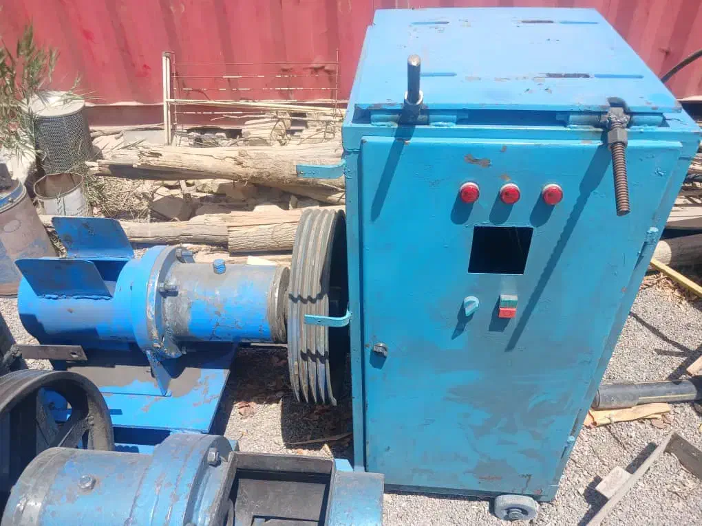 خرید و فروش دستگاه زغال فشرده|ماشین‌آلات صنعتی|ماهدشت, |دیوار