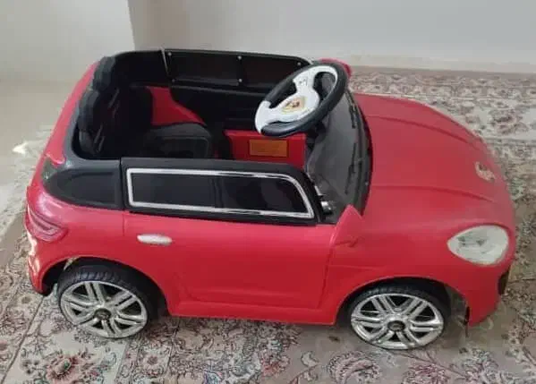 ماشین شارژی طرح پورشه قرمز فلش خور|اسباب و اثاث بچه|تهران, باشگاه نفت|دیوار