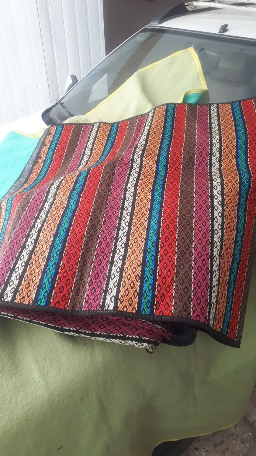 گلیم نرم و لطیف|گلیم، جاجیم، گبه|بجنورد, |دیوار