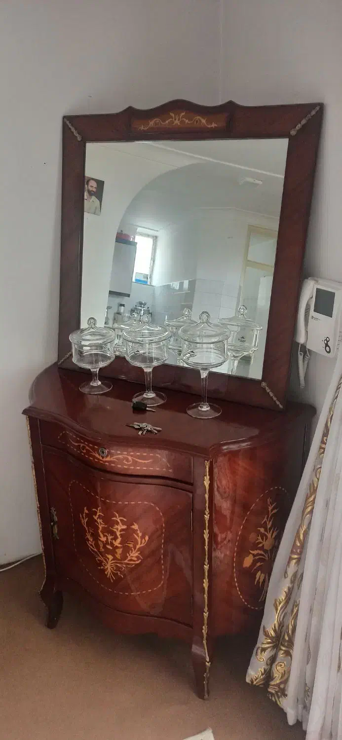 آینه و کنسول|بوفه، ویترین، کنسول|ماکو, |دیوار