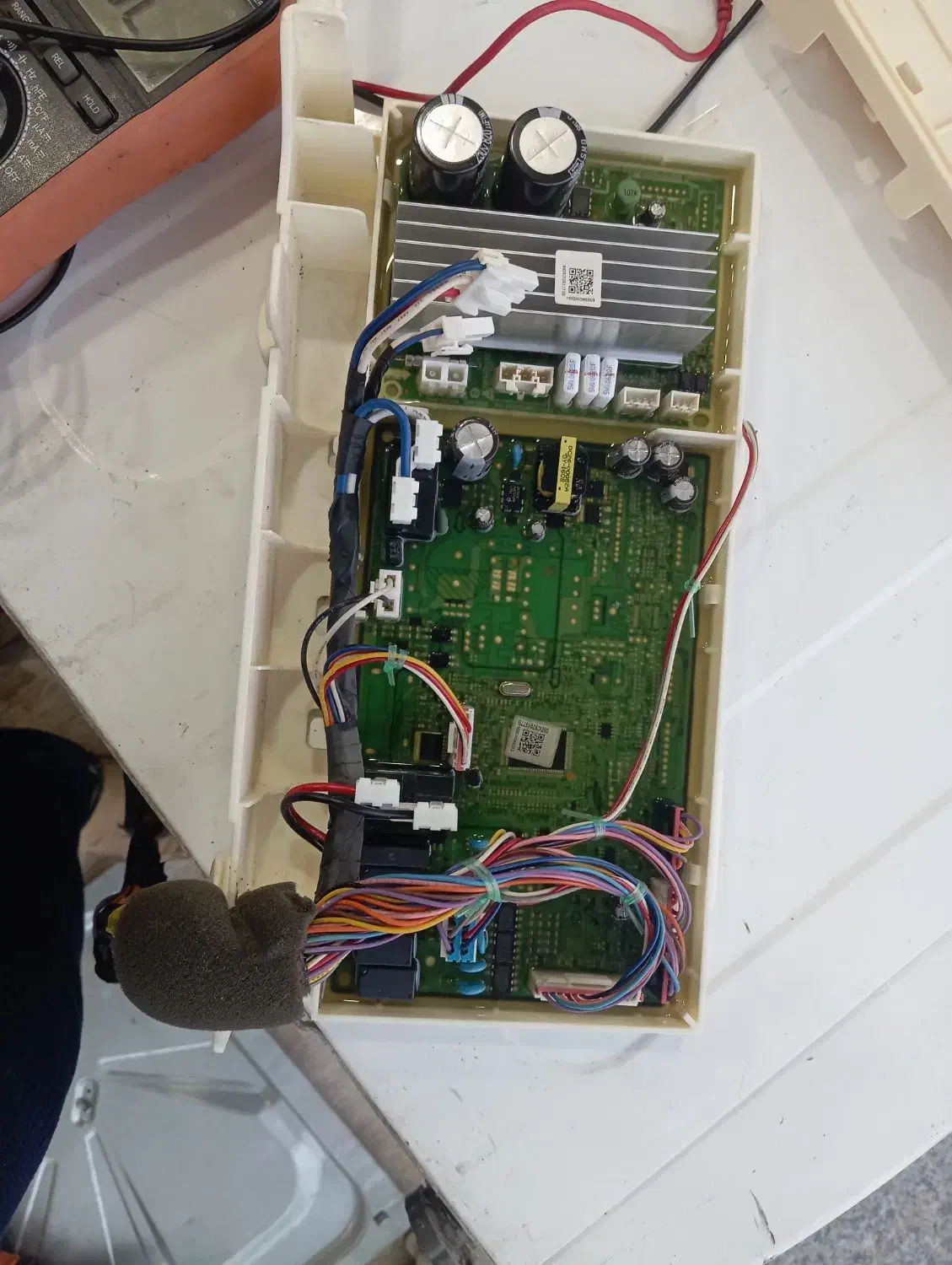 تعمیرات تخصصی برد های یخچال و لباسشویی وپکیج و...|خدمات پیشه و مهارت|سیرجان, |دیوار