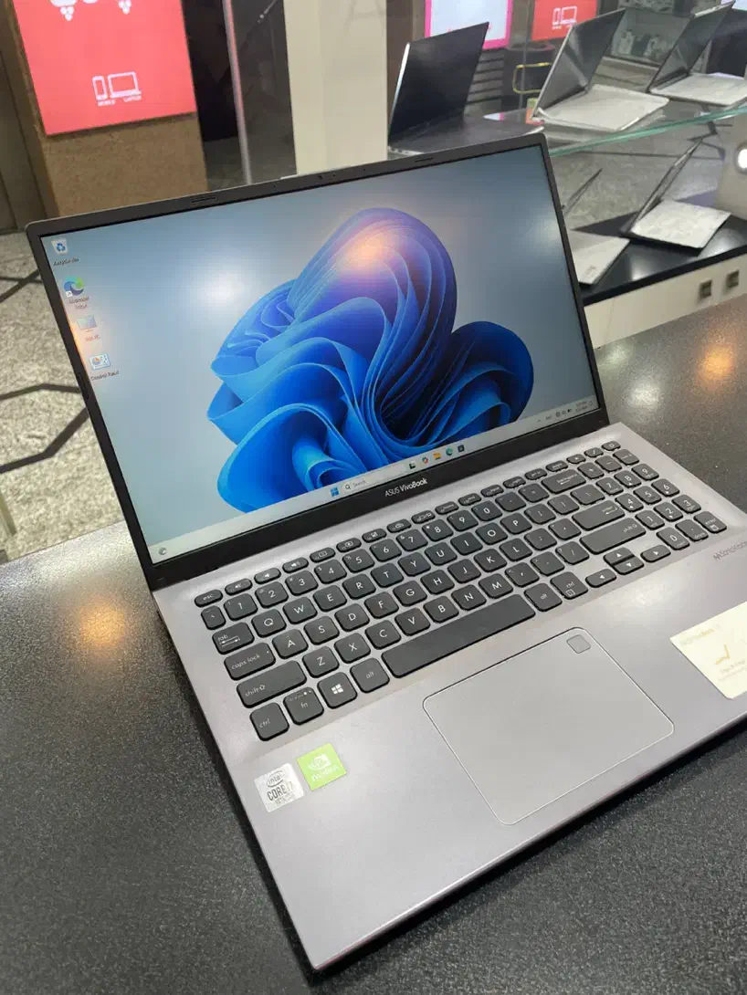 Asus vivobook i7 با گرافیک|رایانه همراه|کرج, عظیمیه|دیوار