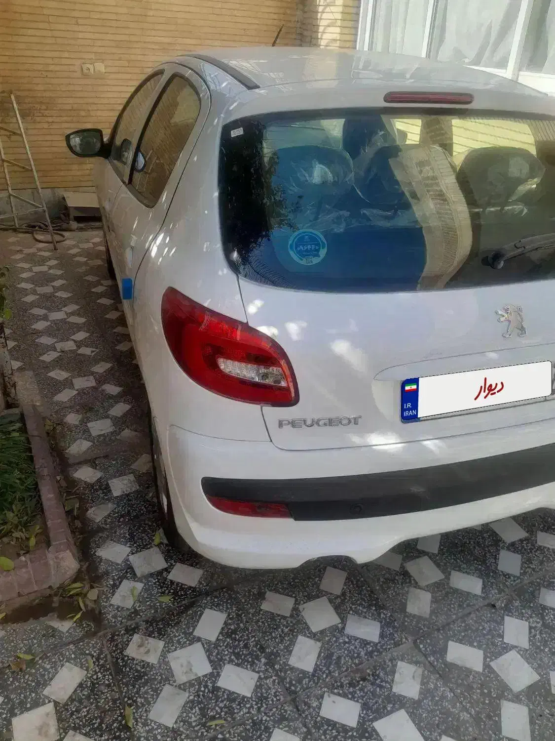 ۲۰۷ مدل۴۰۴ سقف فلز tu5  ارتقا یافته|خودرو سواری و وانت|اصفهان, کشاورزی|دیوار