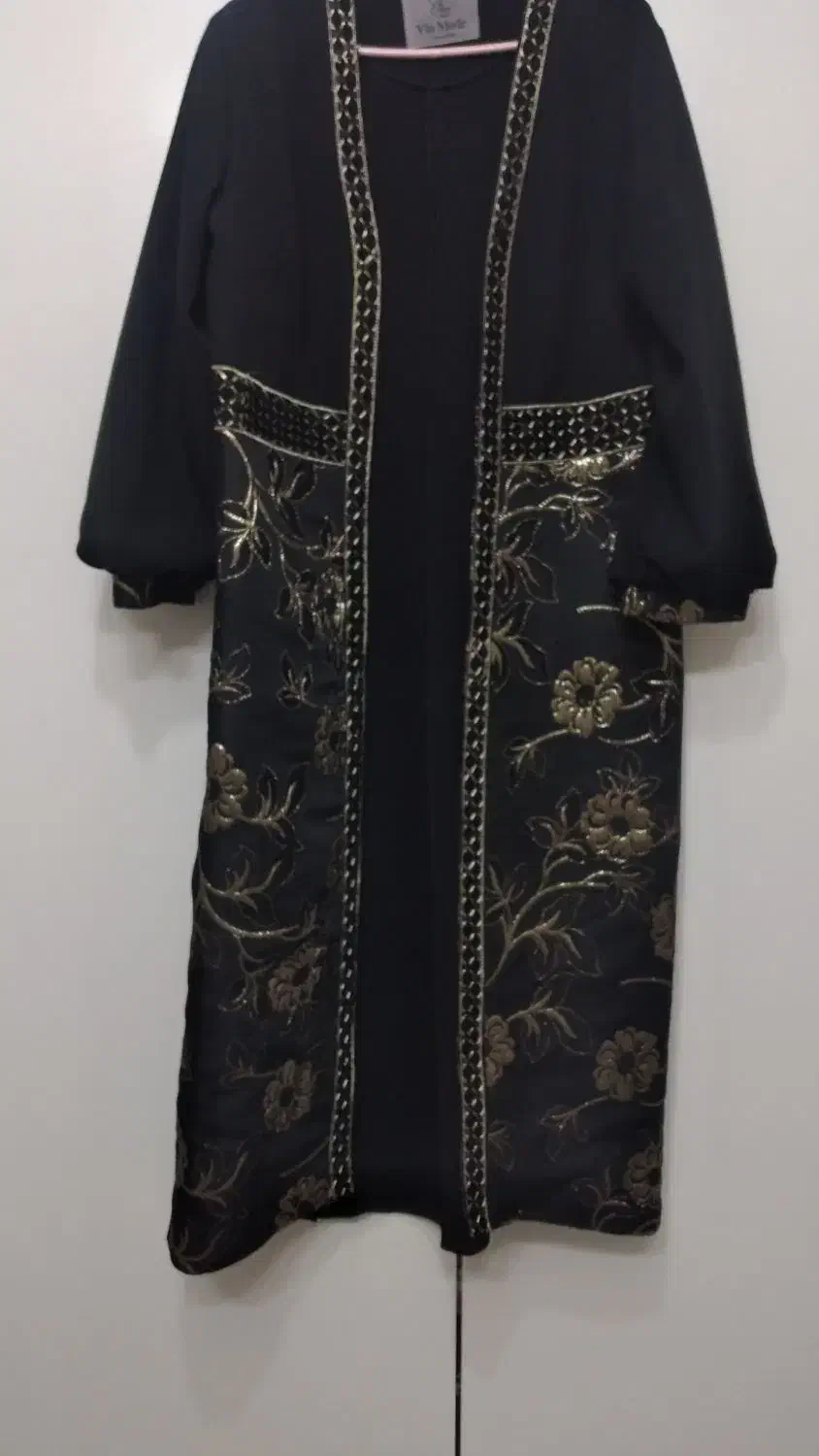 مانتو مجلسی بلند|لباس|رباط‌کریم, شترخوار|دیوار