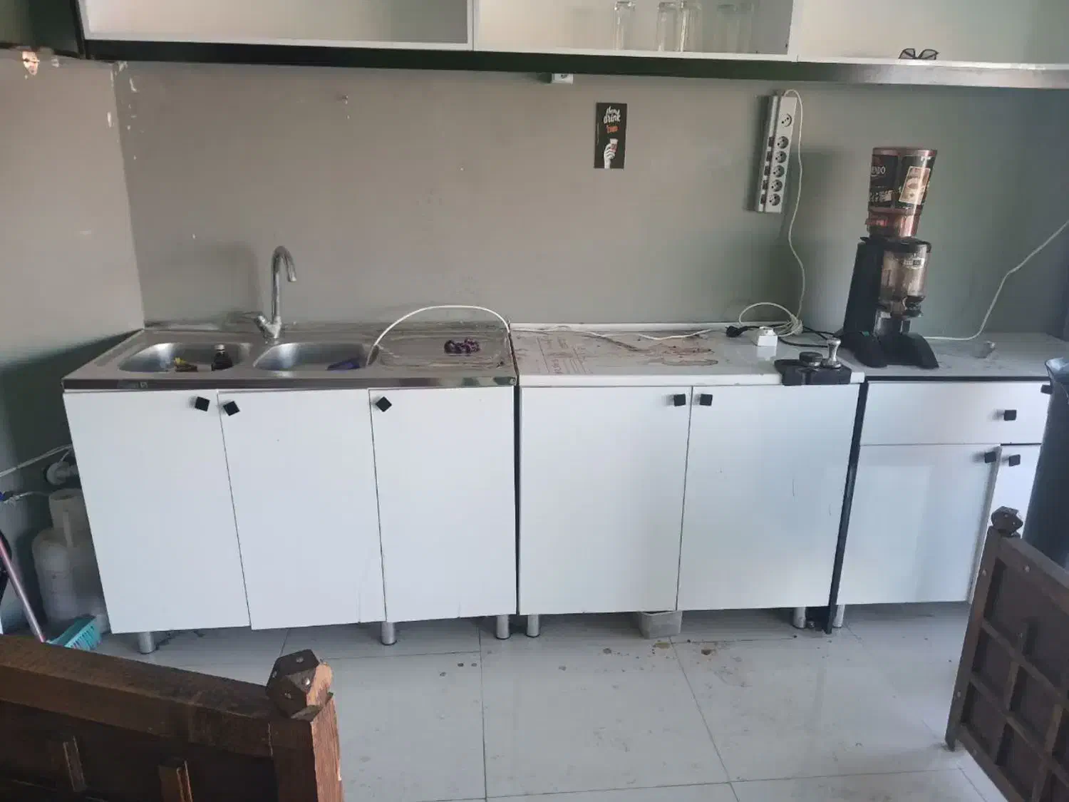 کابینت با سینک|آب‌چکان و نظم‌دهنده ظروف|گلبهار, نوبهار|دیوار