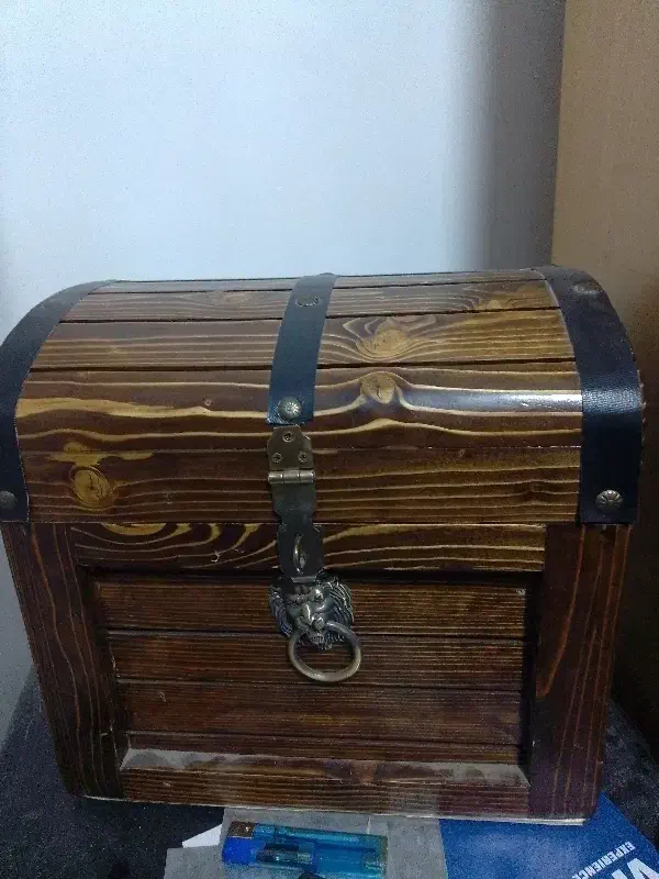 صندوقچه چوبی درب قوس دار برای طلاو جواهر|صنایع دستی و سایر لوازم تزئینی|خاش, |دیوار