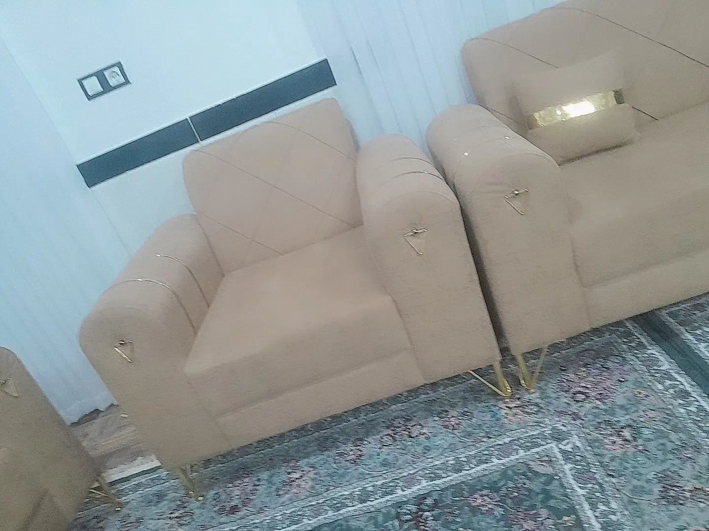 مبل‌وجلو‌مبلی|مبلمان خانگی و میز عسلی|مریوان, |دیوار