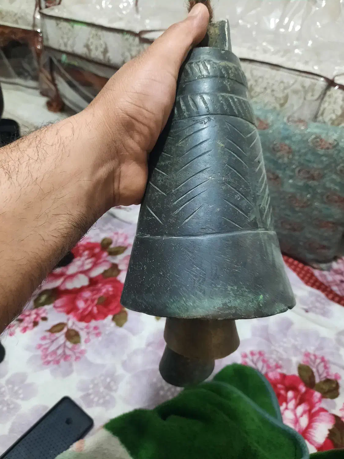 زنگ شتری سالم قاجاری|کلکسیون اشیاء عتیقه|یزد, |دیوار