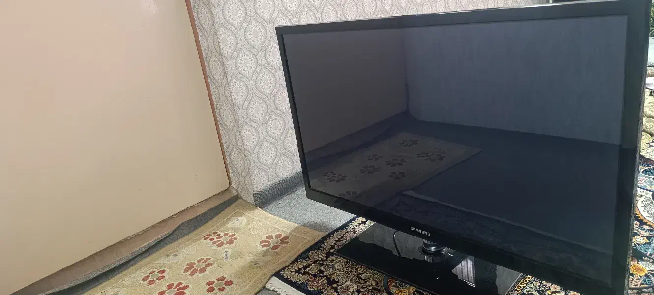 پول لازم|تلویزیون و پروژکتور|پاکدشت, خاتون آباد|دیوار