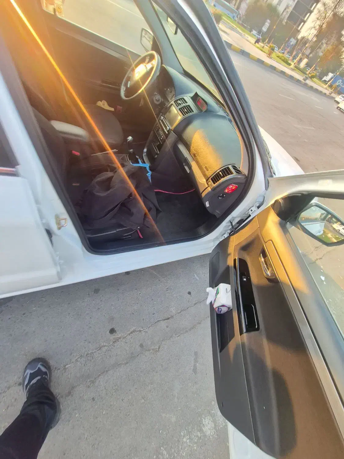 برج ۱۱ ، ۱۴۰۲ میباشد ایکس یو پی|خودرو سواری و وانت|ورامین, ورامین|دیوار