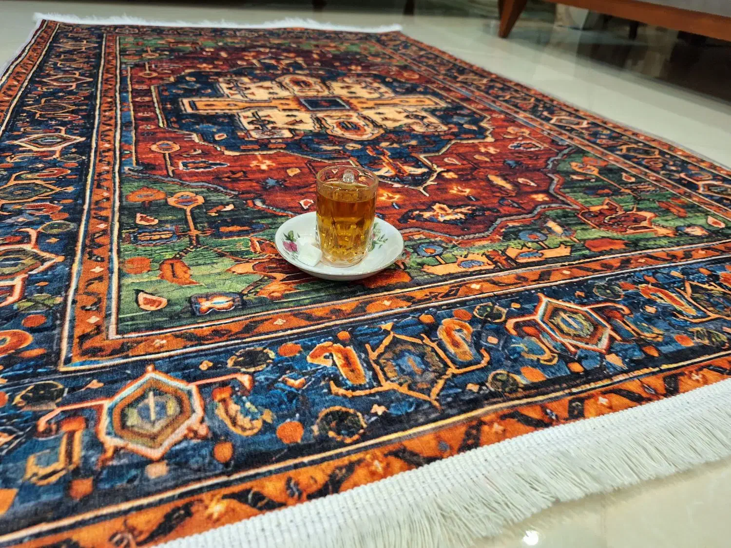 فرشینه طرح سنتی ارسال رایگان زیر یک ساعت|فرش|اراک, |دیوار