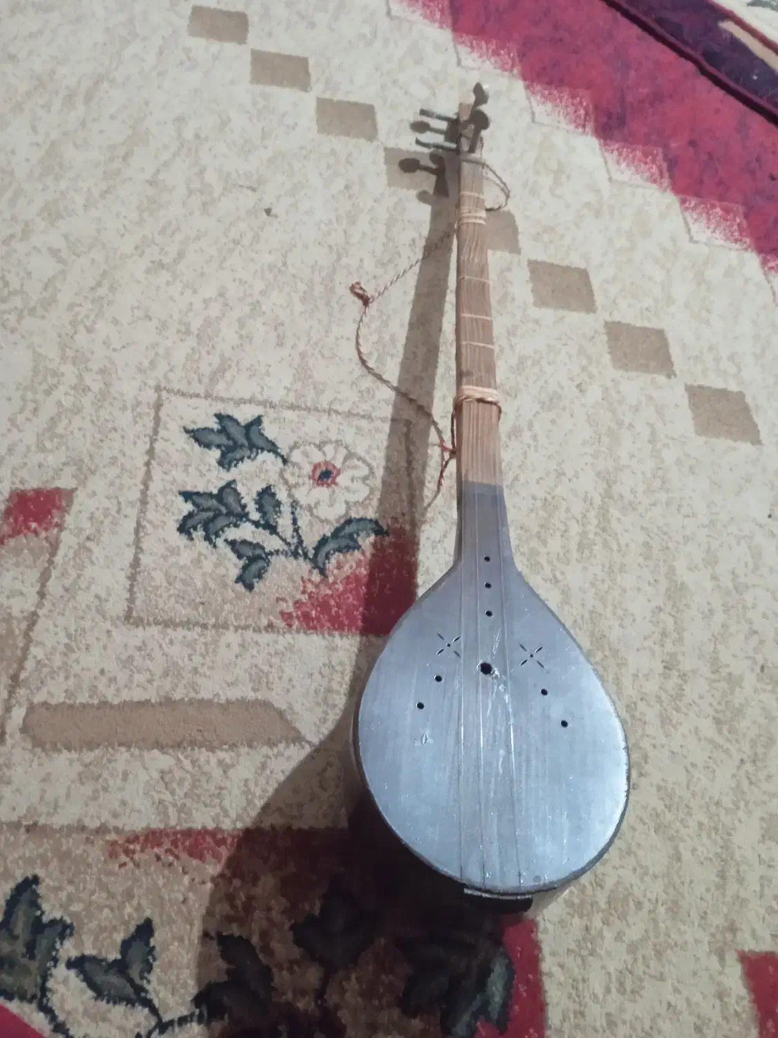 سه تار|سازهای سنتی|آبادان, |دیوار