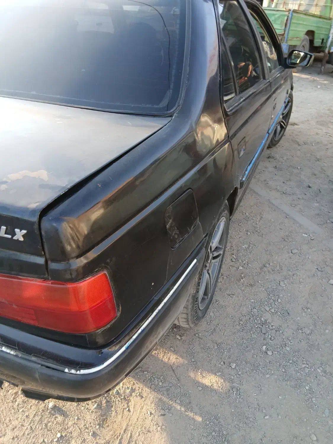 پژو پارس مدل ۸۲|خودرو سواری و وانت|بوئین زهرا, |دیوار