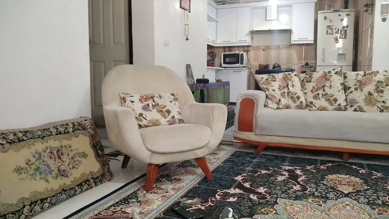 مبلمان|مبلمان خانگی و میز عسلی|دوگنبدان, |دیوار