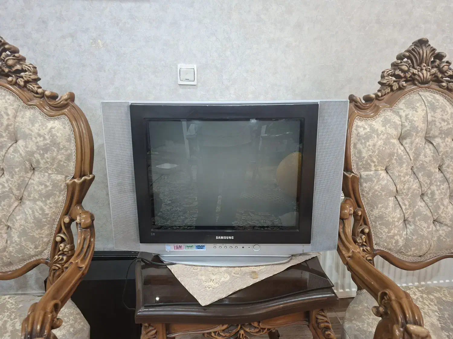 تلویزیون سامسونگ ۲۱ اینچ|تلویزیون و پروژکتور|رباط‌کریم, رباط‌کریم|دیوار