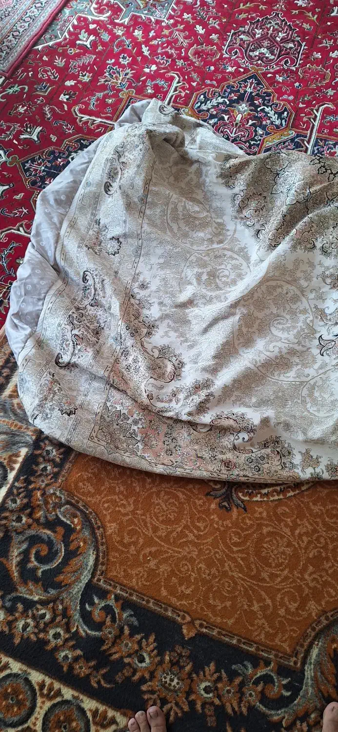 یک عدد رو فرشی نو،بدون استفاده ۳×۲|روفرشی|سلماس, |دیوار