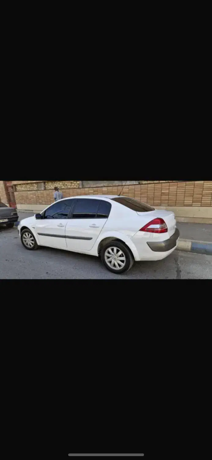 مگان ۲۰۰۰ اتومات مدل۹۱|خودرو سواری و وانت|شاهین‌شهر, شهرک ردانی پور|دیوار