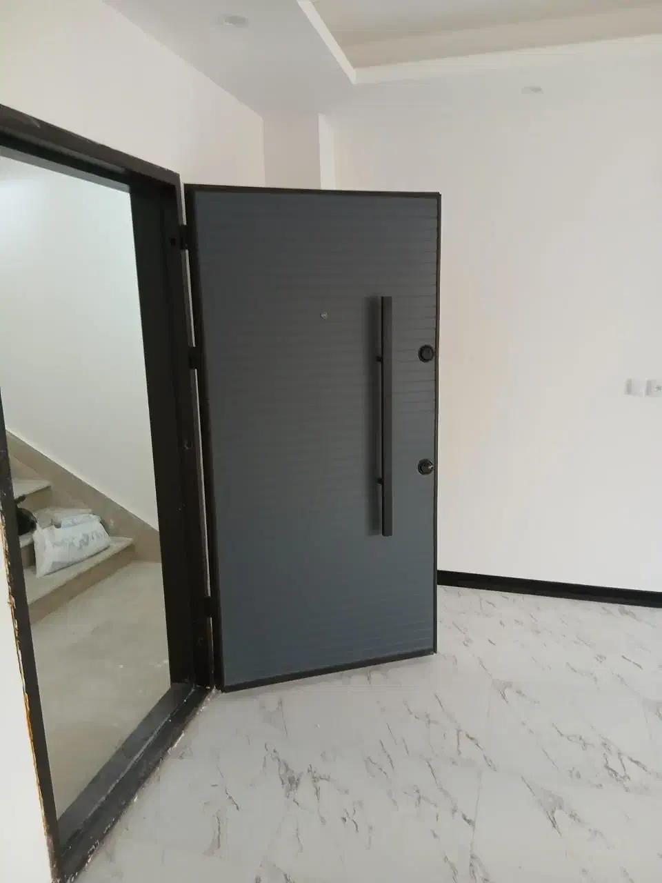 فروش تک واحدی خشک پول نیاز زیر قیمت|فروش آپارتمان|ساری, |دیوار