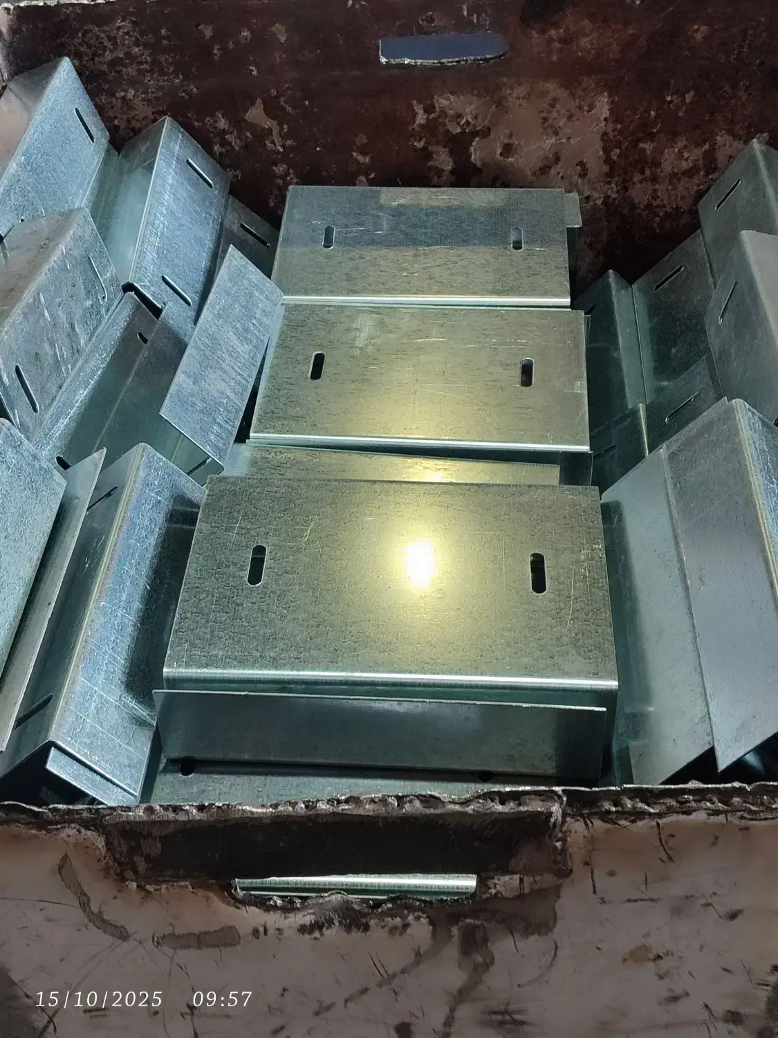 خدمات ورق/ برش /خمکاری/والپست|خدمات پیشه و مهارت|اصفهان, گرکان|دیوار