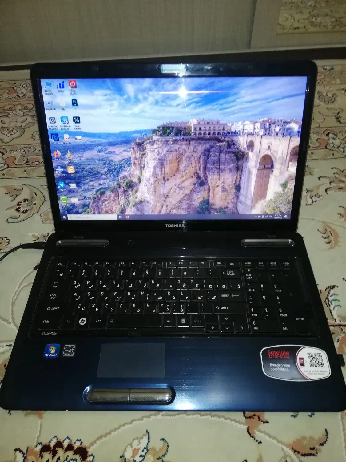 لپ‌تاپ توشیبا 17 اینچ تمیز و سالم|رایانه همراه|فردیس, فردیس|دیوار